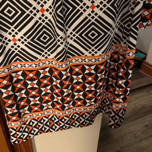 Aryeh bell sleeves dress . NWOT. - Picture 4 of 7